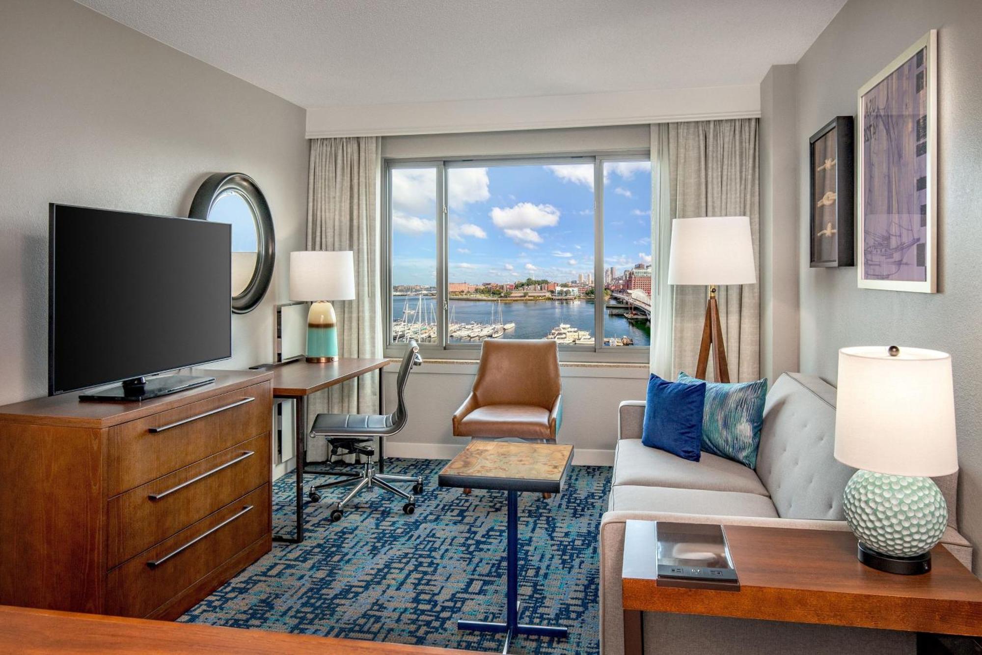 Residence Inn By Marriott Boston Harbor On Tudor Wharf Kültér fotó